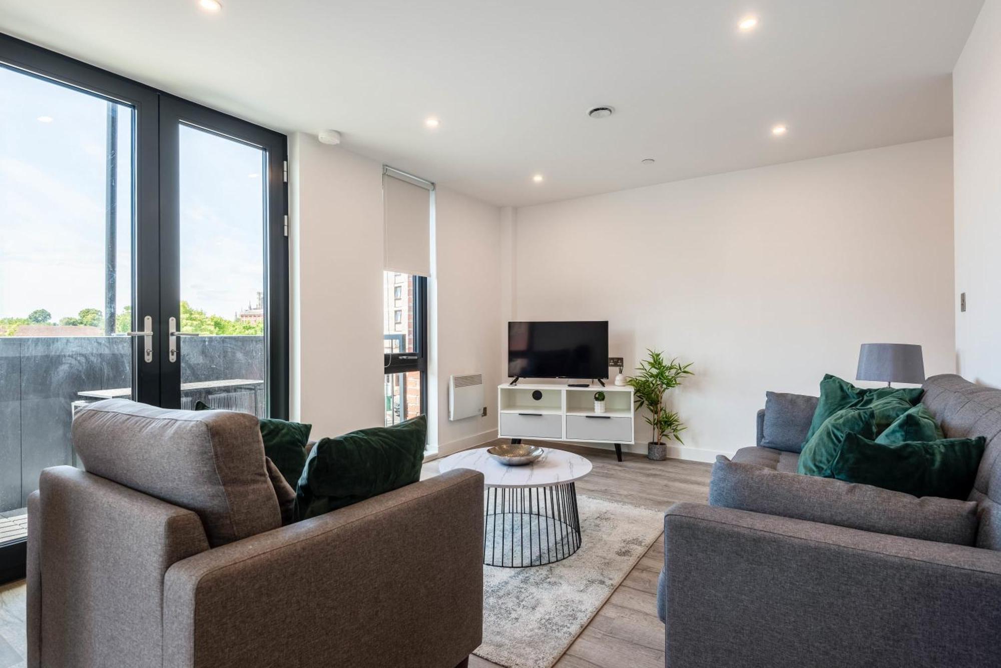Stayzeni, Ouse Court Elegant 2 Bed Flat * York
